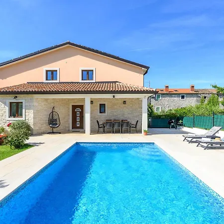 Villa Sa-ra By Briskva Brtonigla