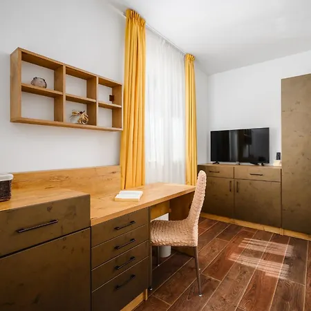 Sa-ra By Briskva Villa