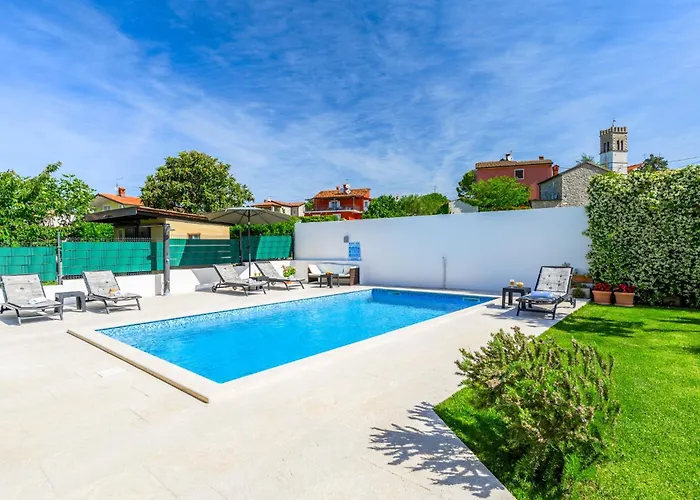 Sa-ra By Briskva Villa *