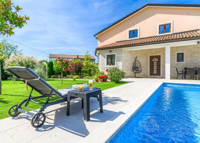 Villa Sa-ra By Briskva Brtonigla