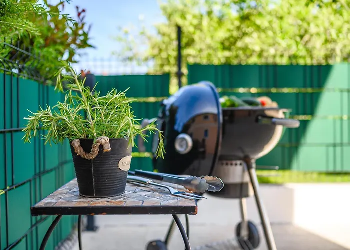 Villa Sa-ra By Briskva *