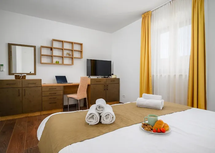 Villa Sa-ra By Briskva